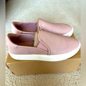 Women’s Pink Slip On Sneakers by Ugg Size 9